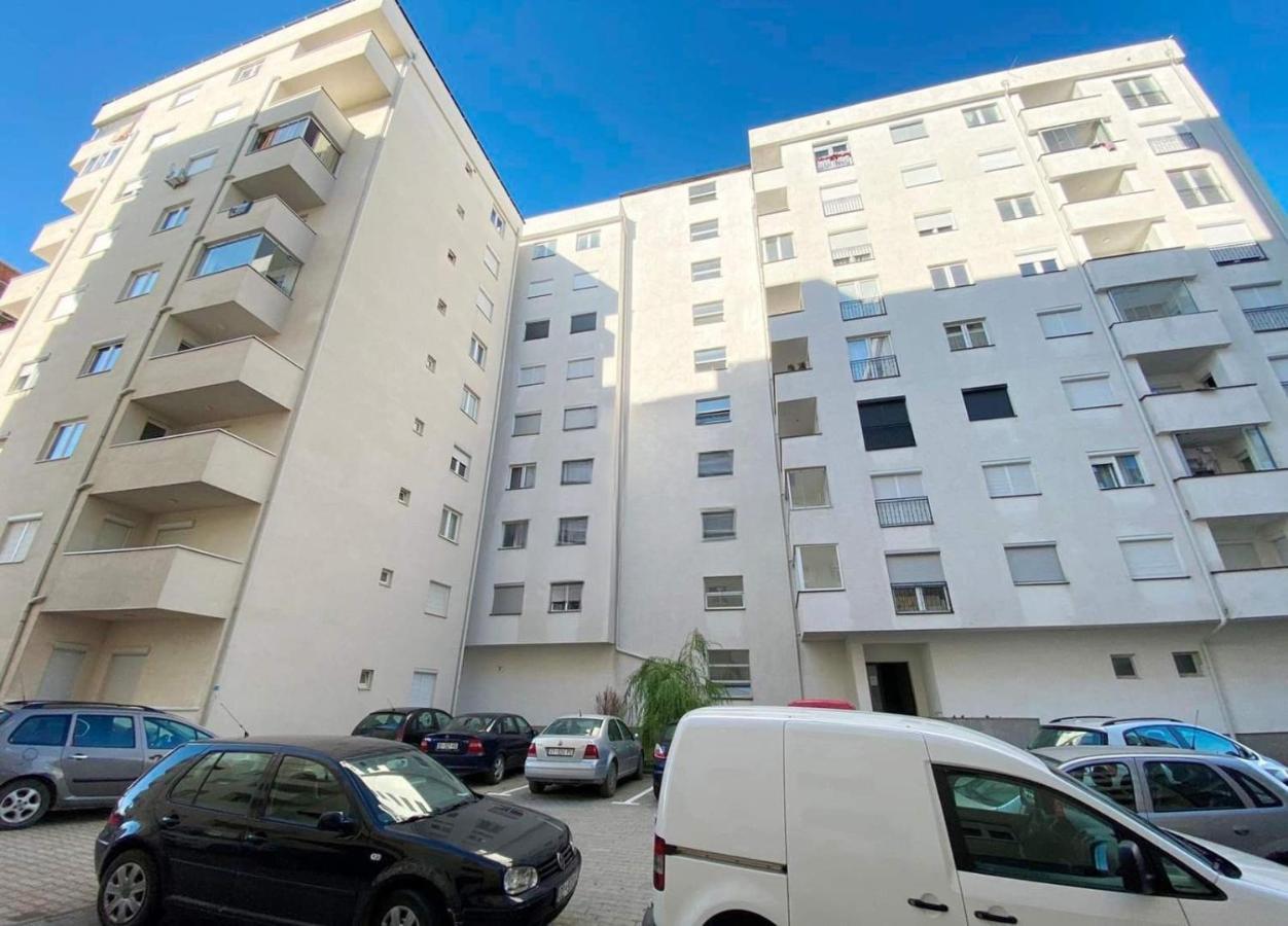 1-Bedroom Apartment Fushe Kosove Kosovo Polje Экстерьер фото